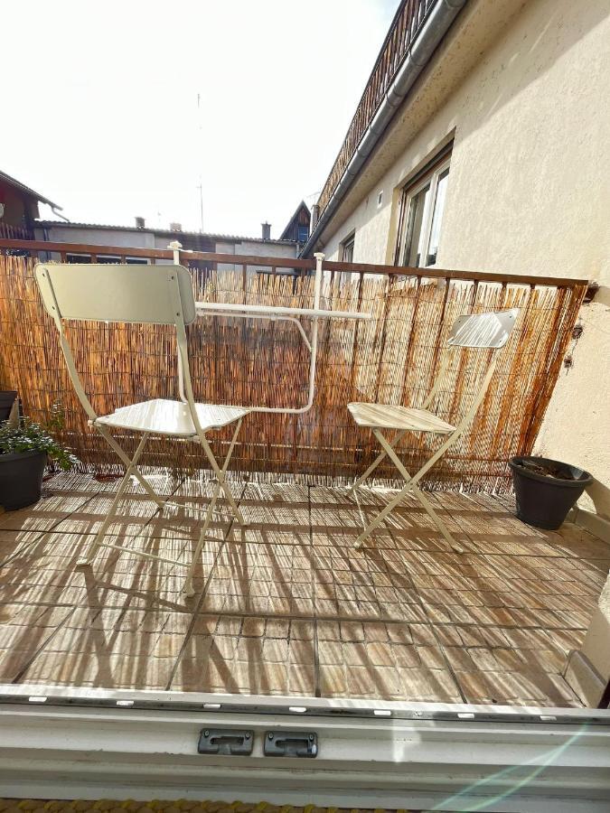 Au Perron Avec Garage Et Balcon A Ribeauville エクステリア 写真