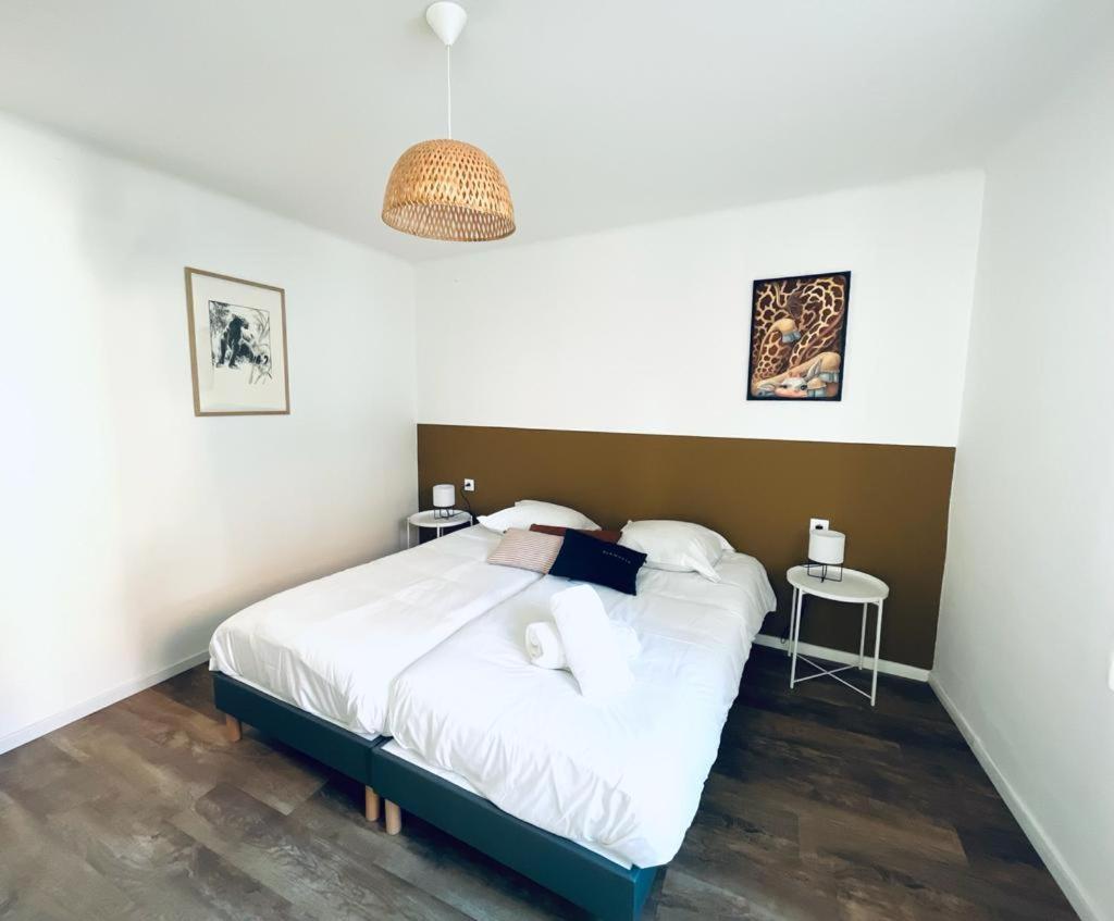Au Perron Avec Garage Et Balcon A Ribeauville エクステリア 写真