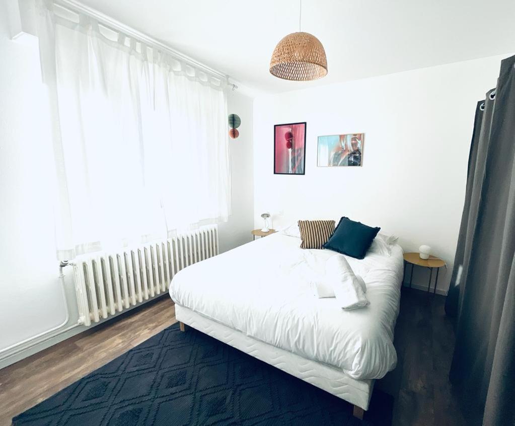 Au Perron Avec Garage Et Balcon A Ribeauville エクステリア 写真
